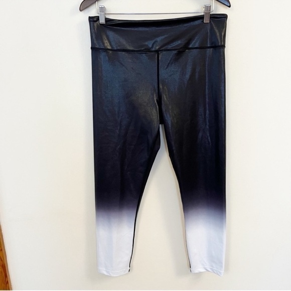 ZYIA Black and White Metallic Ombré Performance Hi-Rise 7/8 Leggings Size 20 - Picture 1 of 7